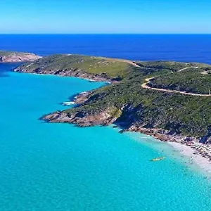 Kitnetes - Praia Dos Anjos - - Aluguel Economico Apartamento